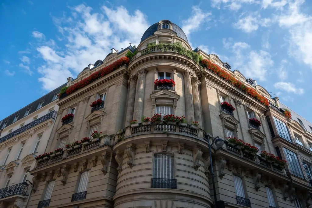 Paris-and-guy.webp